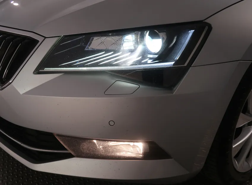 Škoda Superb STYLE 2.0TDI 140KW 4x4 DSG WEBASTO CANTON