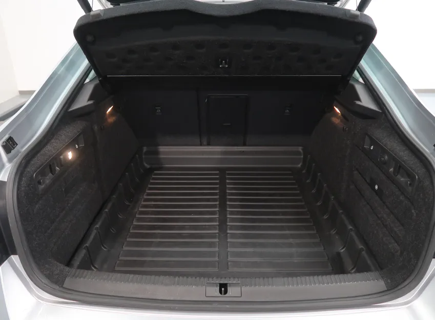 Škoda Superb STYLE 2.0TDI 140KW 4x4 DSG WEBASTO CANTON