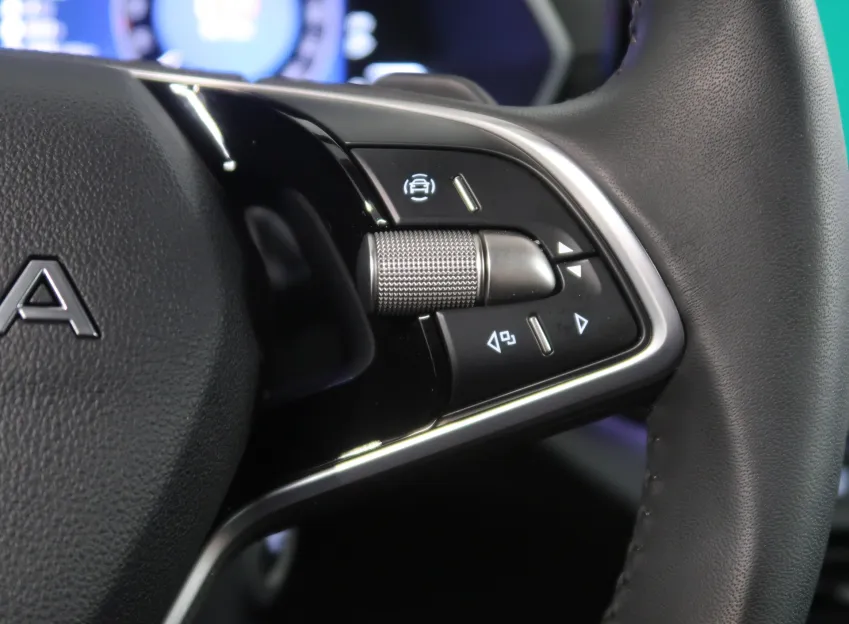 Škoda Octavia EXCLUSIVE 1.5TSI M-HEV 110KW DSG TAŽNÉ CANTON
