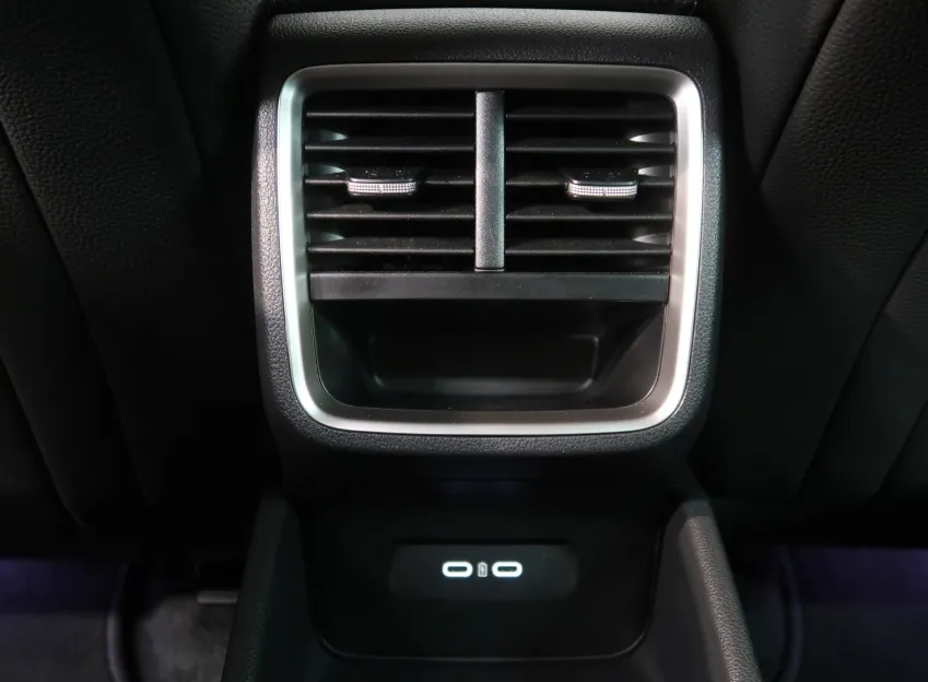Škoda Octavia EXCLUSIVE 1.5TSI M-HEV 110KW DSG TAŽNÉ CANTON