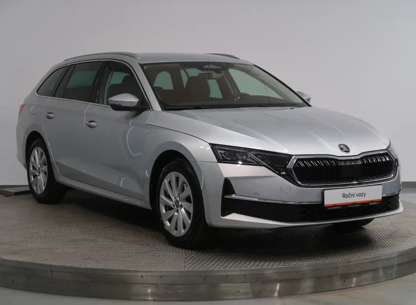 Škoda Octavia TOP SELECTION 2.0TDI 110KW DSG LED MATRIX