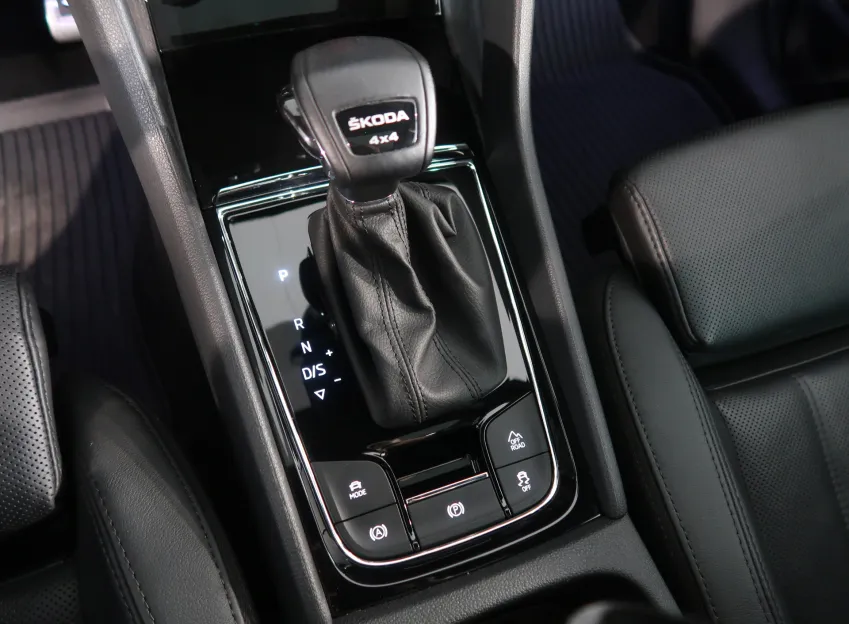 Škoda Kodiaq LAURIN&KLEMENT 2.0TDI 147KW 4x4 DSG WEBASTO TAŽNÉ