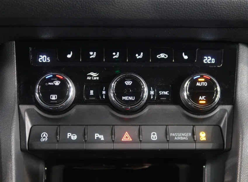 Škoda Kodiaq RS 2.0TSI 180KW 4x4 DSG WEBASTO 7MÍST TAŽNÉ