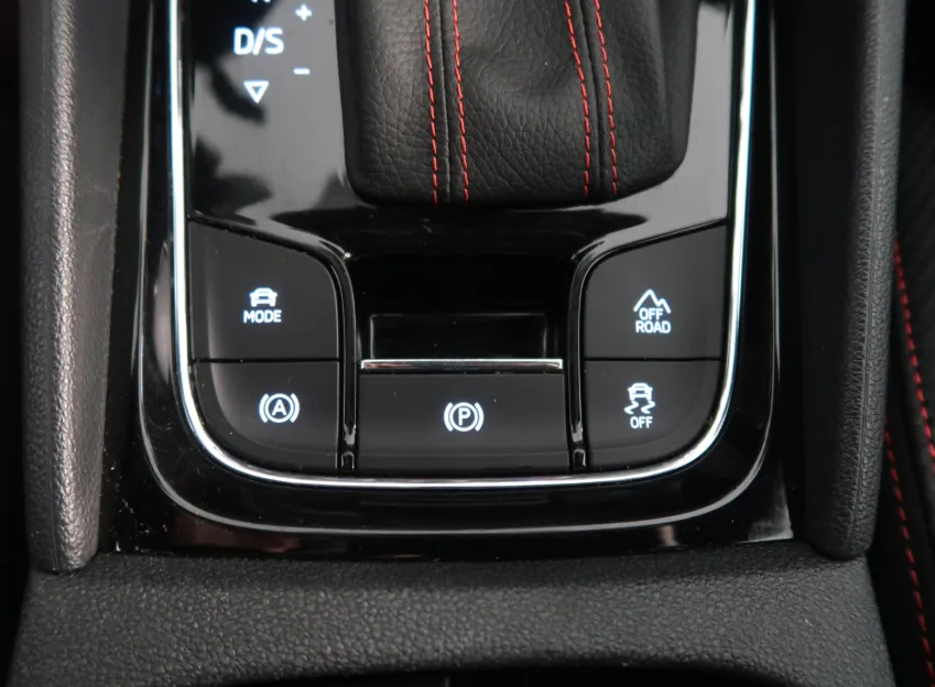 Škoda Kodiaq RS 2.0TSI 180KW 4x4 DSG WEBASTO 7MÍST TAŽNÉ