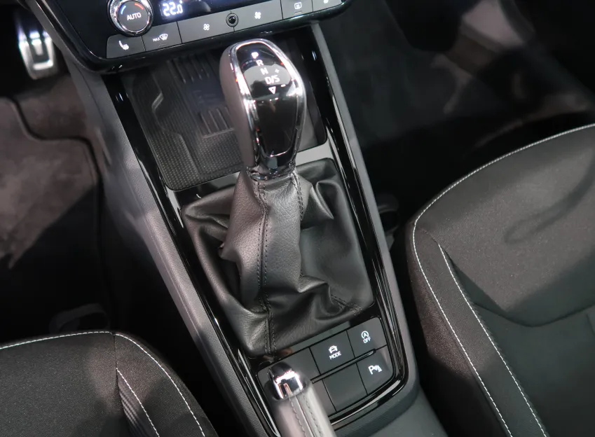 Škoda Scala MONTE CARLO 1.0TSI 85KW DSG PANORAMA