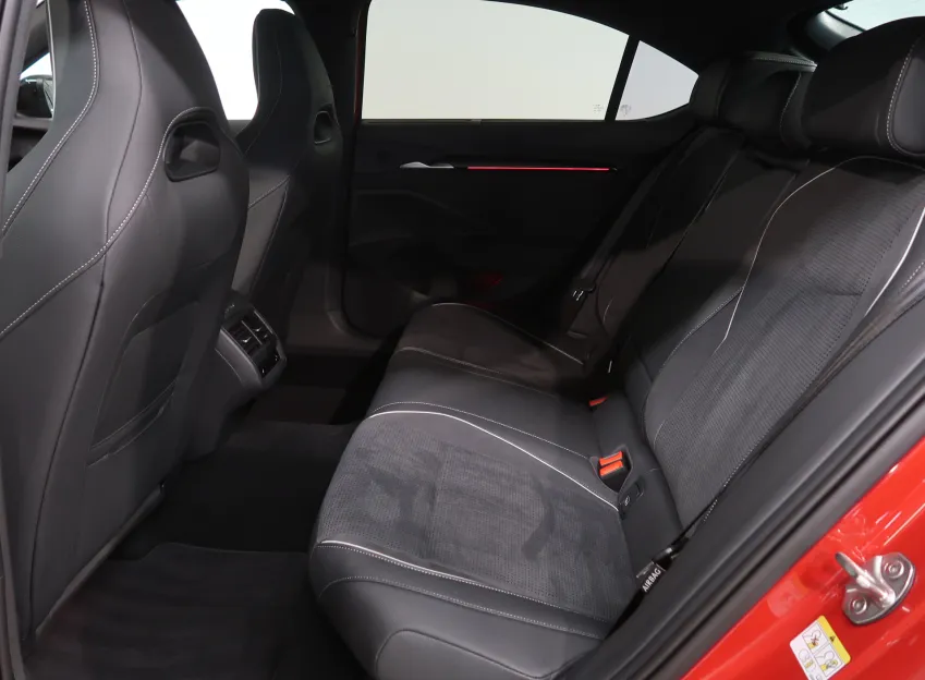 Škoda Superb SPORTLINE 2.0TSI 195KW 4x4 DSG WEBASTO CANTON TAŽN