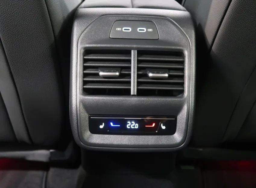 Škoda Superb SPORTLINE 2.0TSI 195KW 4x4 DSG WEBASTO CANTON TAŽN