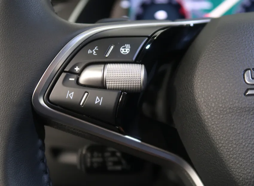 Škoda Octavia EXCLUSIVE 2.0TDI 110KW DSG WEBASTO CANTON