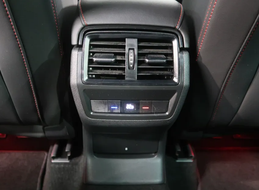 Škoda Kodiaq RS 2.0TSI 180KW 4x4 DSG TAŽNÉ
