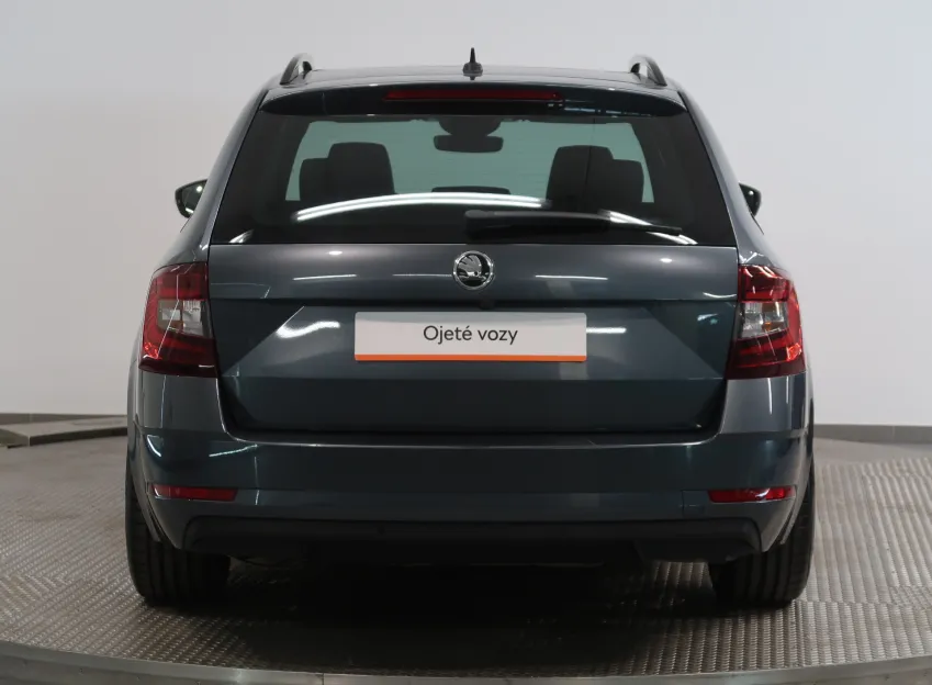 Škoda Octavia STYLE 2.0TDI 110KW DSG PANORAMA