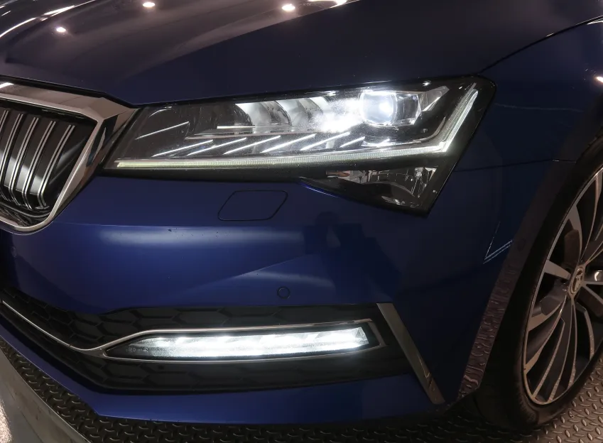 Škoda Superb iV LAURIN&KLEMENT 1.4TSI 160KW DSG WEBASTO CANTON