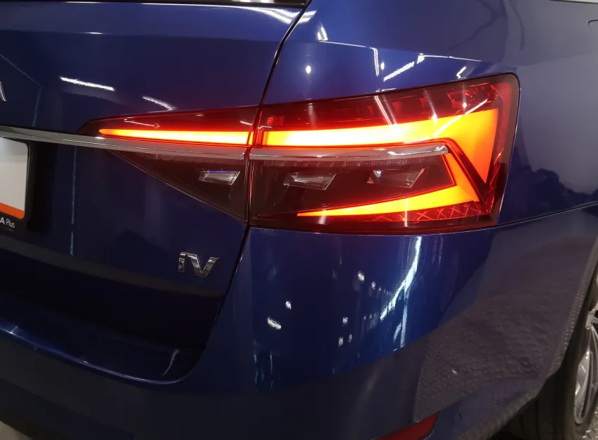 Škoda Superb iV LAURIN&KLEMENT 1.4TSI 160KW DSG WEBASTO CANTON