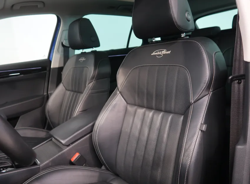 Škoda Superb iV LAURIN&KLEMENT 1.4TSI 160KW DSG WEBASTO CANTON