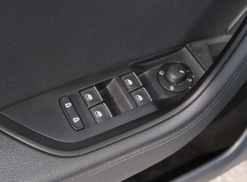 Škoda Superb iV LAURIN&KLEMENT 1.4TSI 160KW DSG WEBASTO CANTON