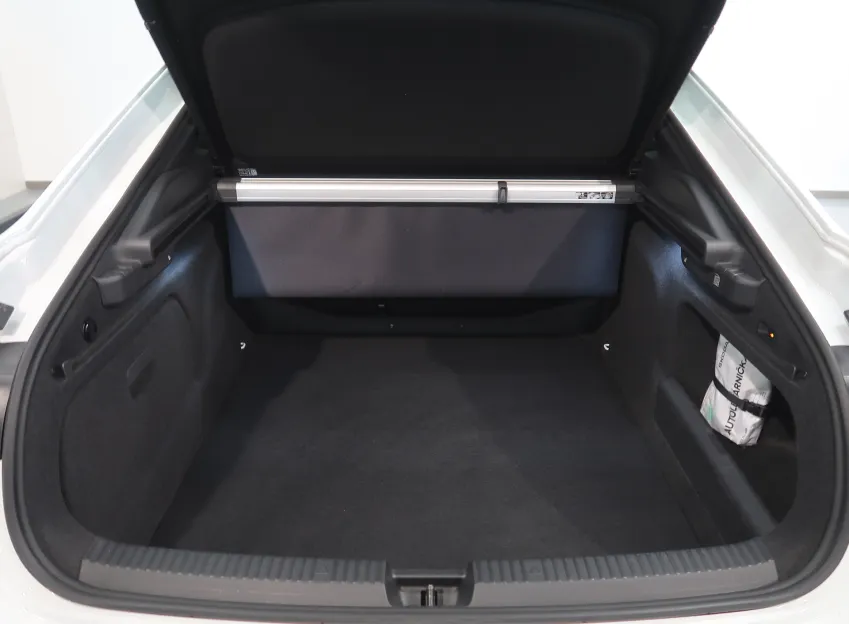 Škoda Superb SPORTLINE 2.0TSI 150KW DSG WEBASTO TAŽNÉ CANTO