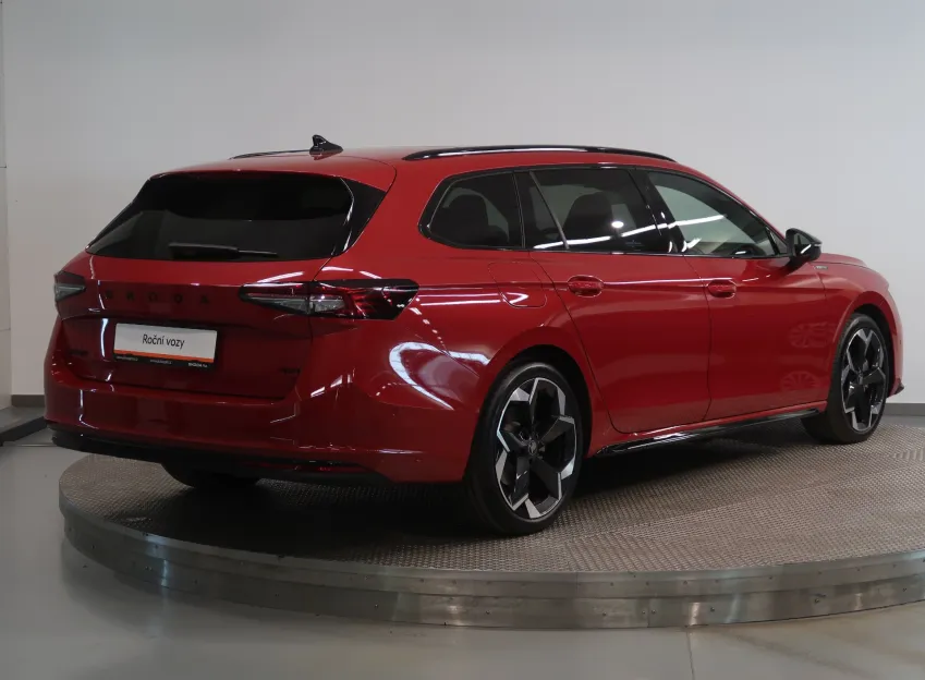 Škoda Superb SPORTLINE 2.0TDI 142KW 4x4 DSG WEBASTO TAŽNÉ CANTO