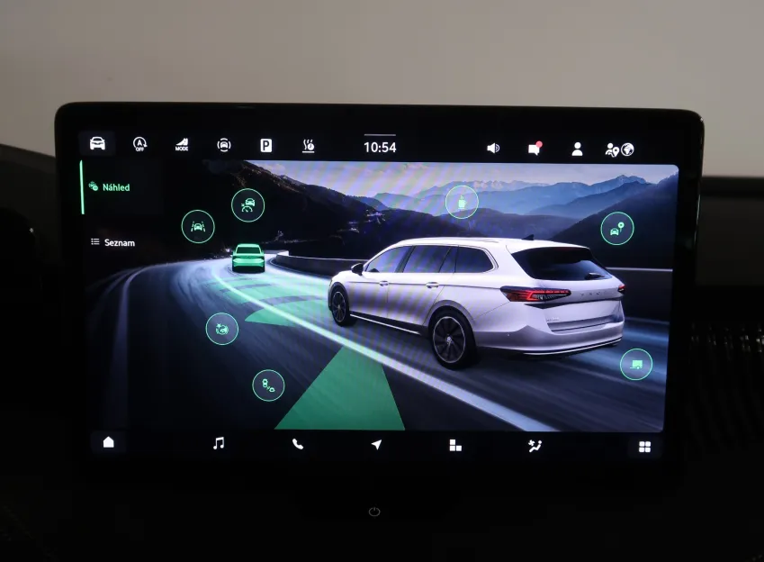 Škoda Superb SPORTLINE 2.0TDI 142KW 4x4 DSG WEBASTO TAŽNÉ CANTO
