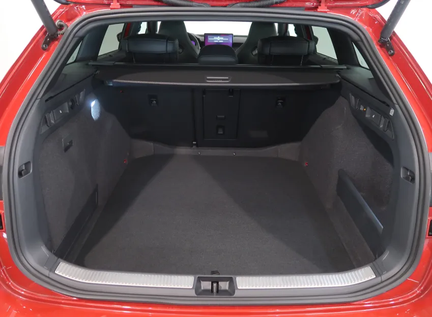 Škoda Superb SPORTLINE 2.0TDI 142KW 4x4 DSG WEBASTO TAŽNÉ CANTO
