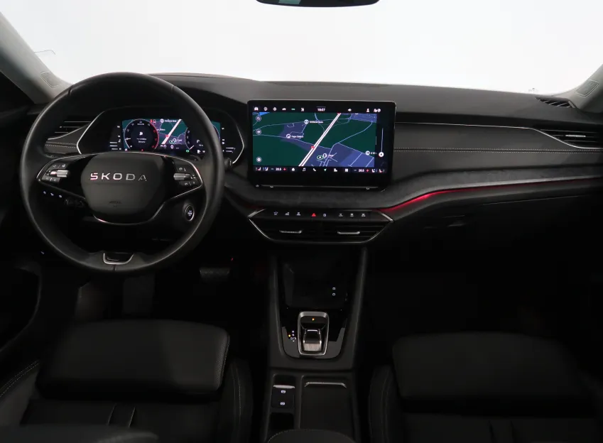 Škoda Octavia EXCLUSIVE 2.0TDI 110KW DSG WEBASTO CANTON