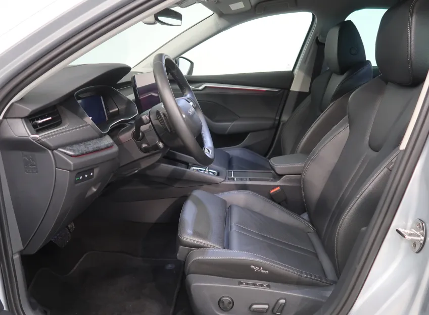 Škoda Octavia EXCLUSIVE 2.0TDI 110KW DSG WEBASTO CANTON