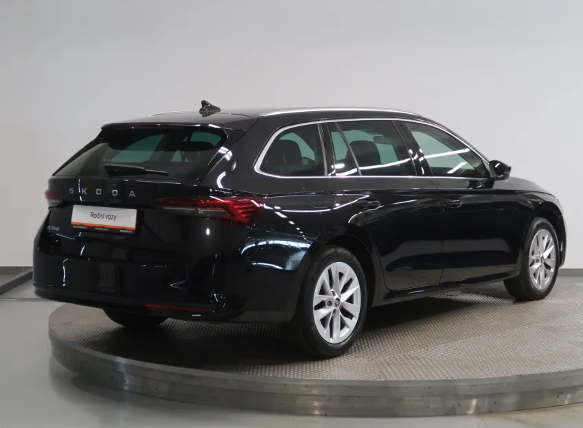 Škoda Octavia TOP SELECTION 2.0TDI 110KW DSG TAŽNÉ