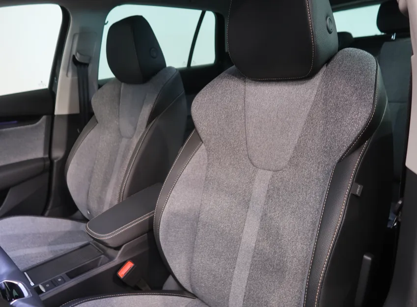 Škoda Octavia TOP SELECTION 2.0TDI 110KW DSG TAŽNÉ