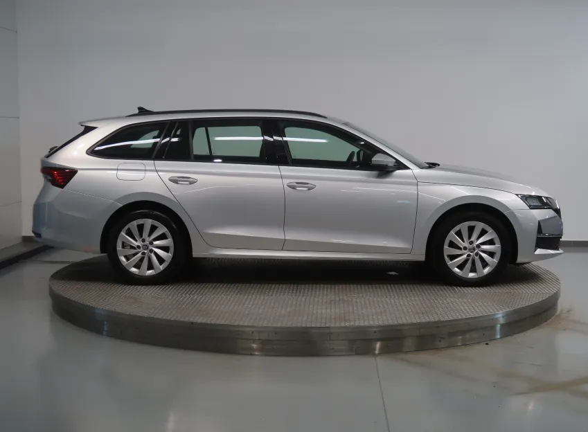 Škoda Octavia SELECTION 2.0TDI 110KW DSG