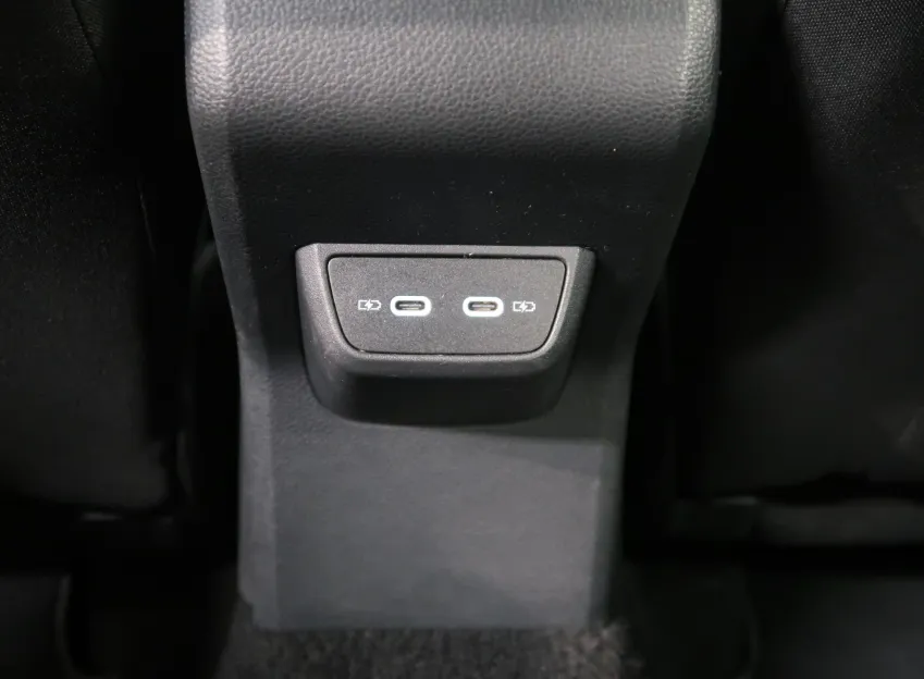 Volkswagen Taigo R-LINE 1.0TSI 81KW DSG NAVI