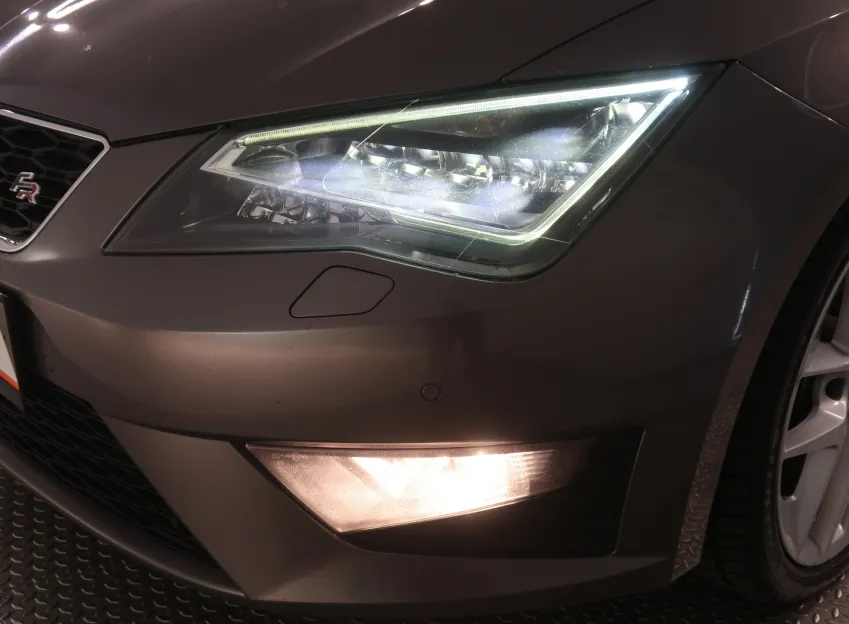 SEAT Leon ST 2.0TDI 135KW FR NAVI PANORAMA