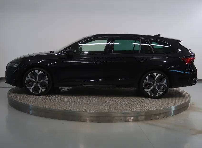 Škoda Octavia RS 2.0TSI 195KW DSG CANTON