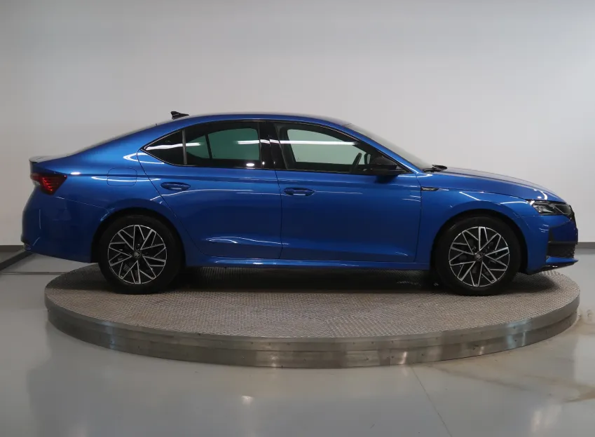 Škoda Octavia SPORTLINE 2.0TDI DSG CANTON