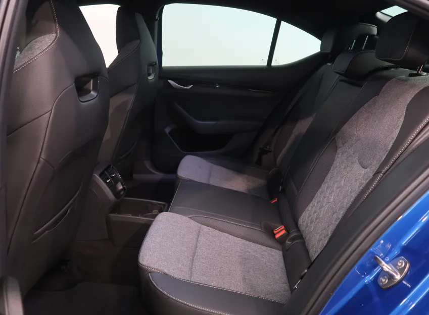 Škoda Octavia SPORTLINE 2.0TDI DSG CANTON
