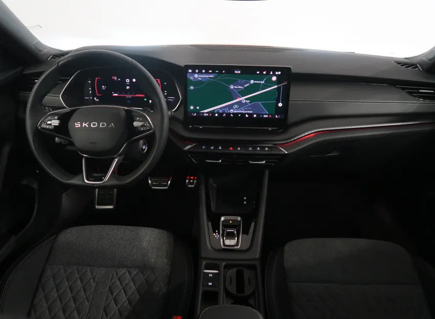 Škoda Octavia SPORTLINE 2.0TDI DSG CANTON LED MATRIX