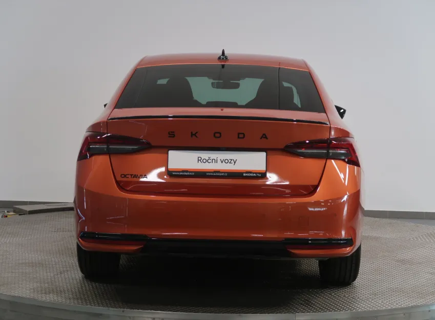 Škoda Octavia SPORTLINE 2.0TDI DSG CANTON LED MATRIX