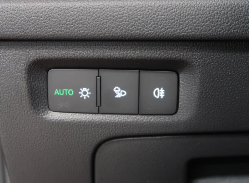 Škoda Octavia SPORTLINE 2.0TDI DSG CANTON LED MATRIX
