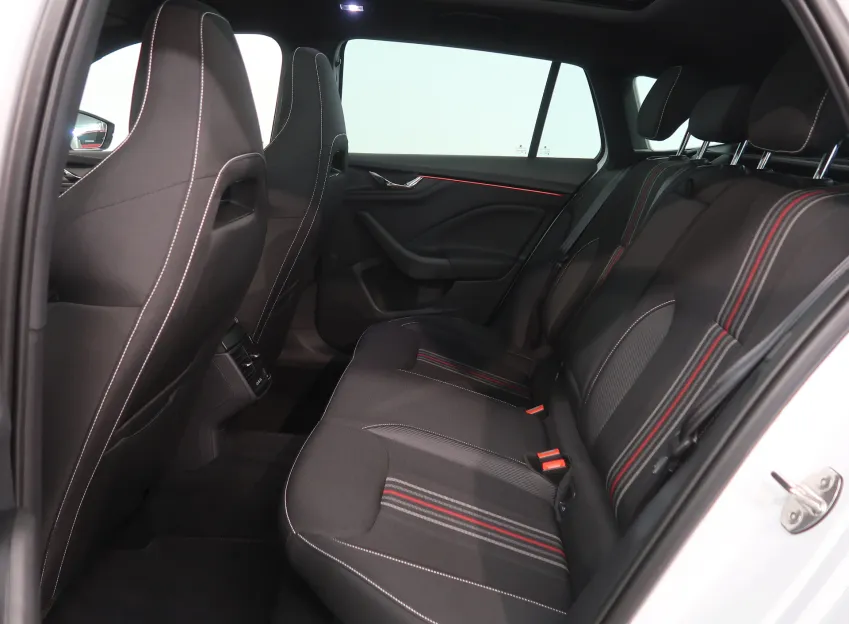Škoda Scala MONTE CARLO 1.0TSI 85KW DSG