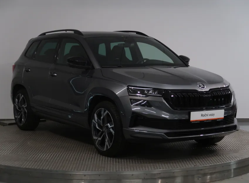 Škoda Karoq SPORTLINE 2.0TSI 140KW 4x4 DSG CANTON NAVI PANORAM