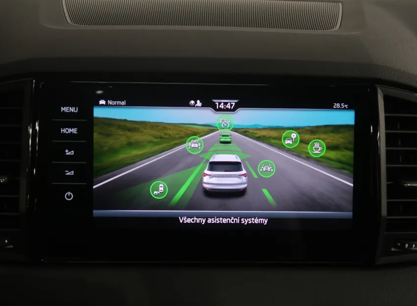 Škoda Karoq SPORTLINE 2.0TSI 140KW 4x4 DSG CANTON NAVI PANORAM