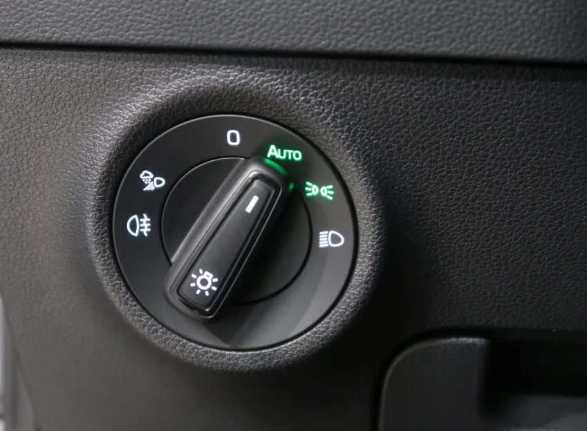 Škoda Karoq SPORTLINE 2.0TSI 140KW 4x4 DSG CANTON NAVI PANORAM