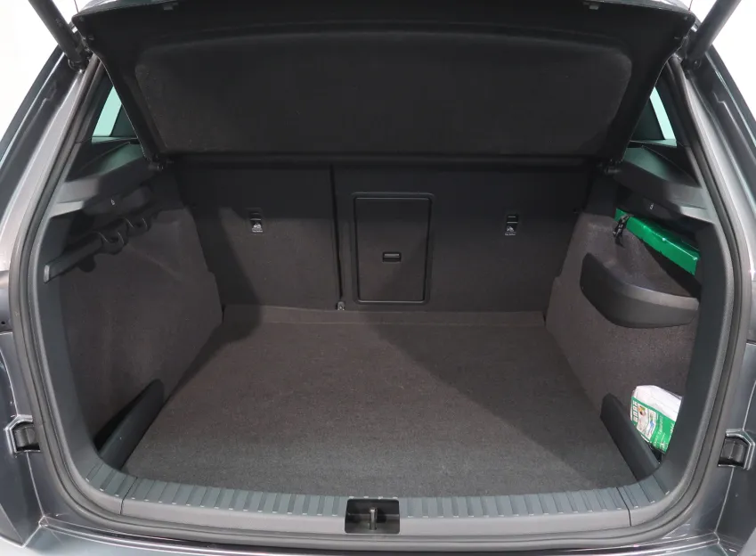 Škoda Karoq SPORTLINE 2.0TSI 140KW 4x4 DSG CANTON NAVI PANORAM