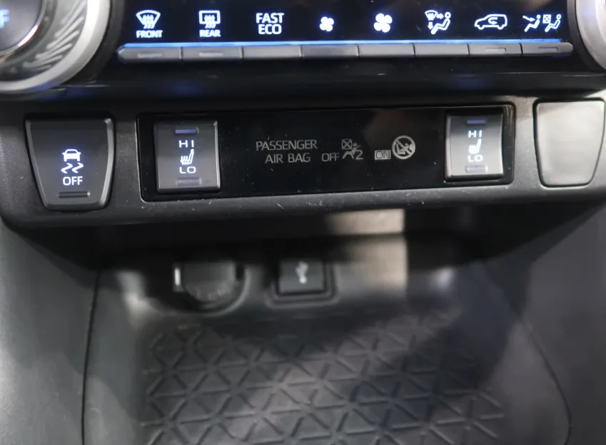 Toyota RAV4 ACTIVE 2.5 HYBRID 131KW