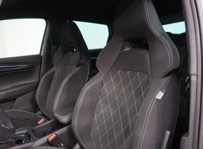 Škoda Karoq SPORTLINE 2.0TDI 110KW 4X4 DSG CANTON
