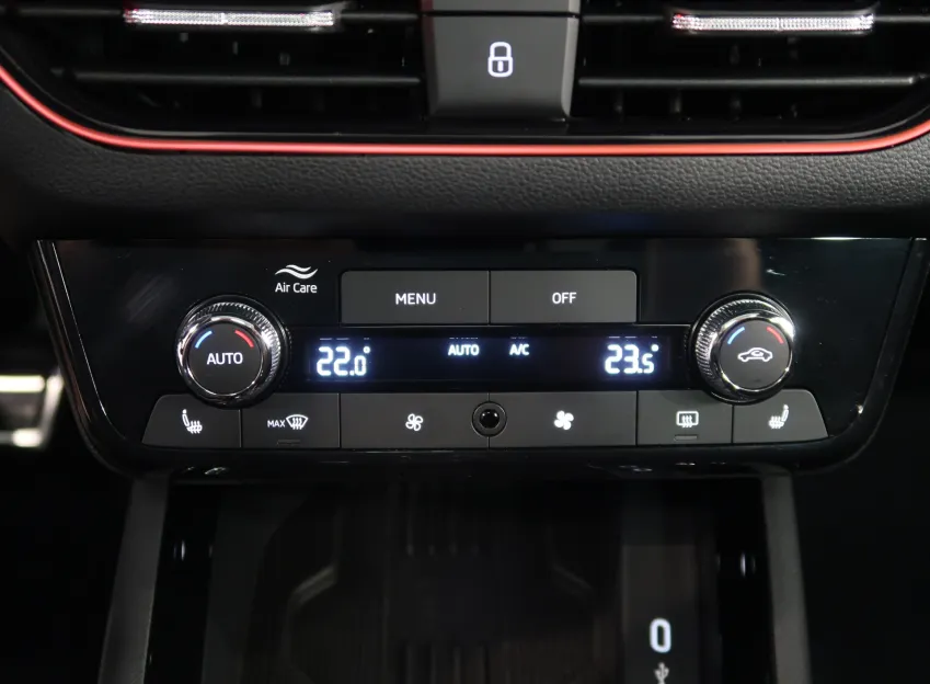 Škoda Scala MONTE CARLO 1.5TSI 110KW DSG ZÁRUKA
