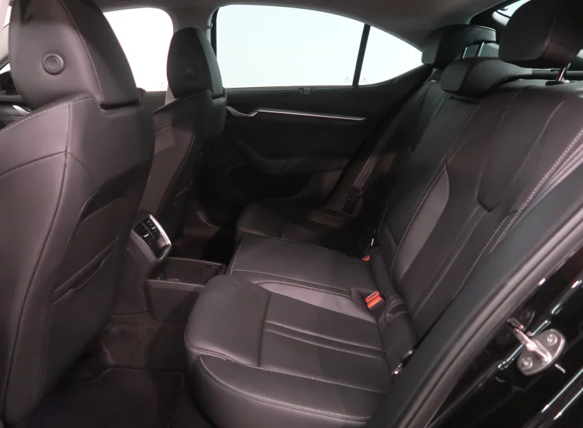Škoda Octavia EXCLUSIVE 2.0TDI 110KW DSG MATRIX