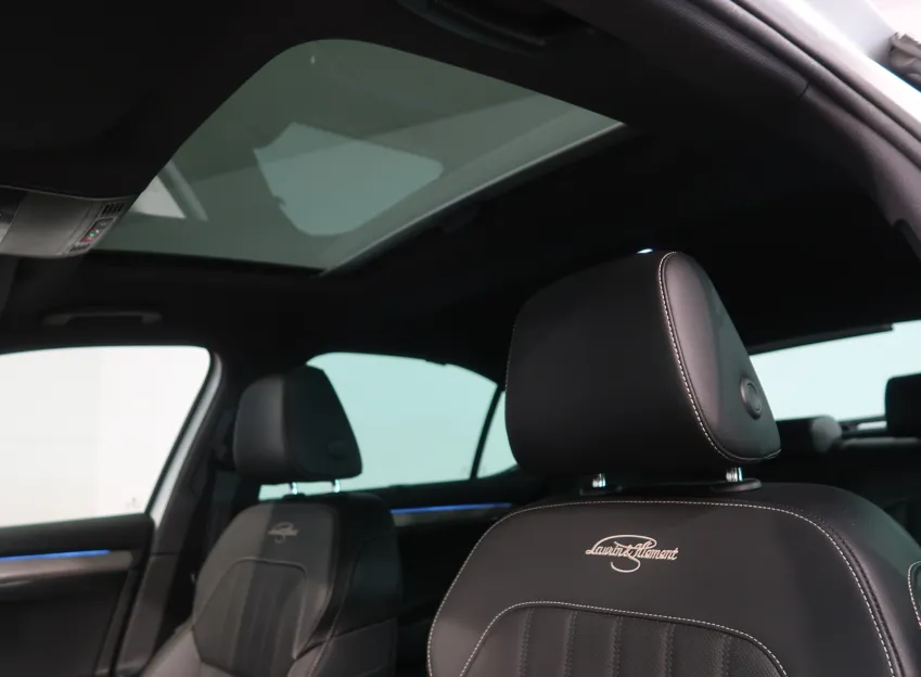 Škoda Superb L&K 2.0TSI 206KW 4x4 DSG TAŽNÉ WEBASTO