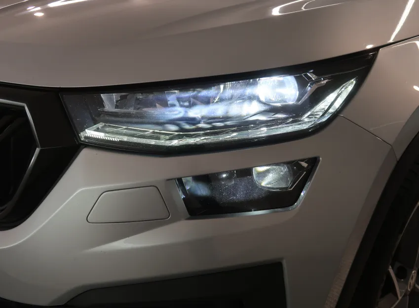 Škoda Kodiaq SPORTLINE 2.0TDI 110KW DSG WEBASTO TAŽNÉ