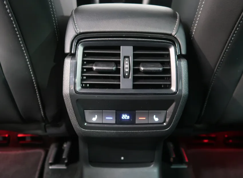 Škoda Kodiaq SPORTLINE 2.0TDI 110KW DSG WEBASTO TAŽNÉ