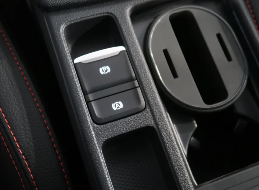 Škoda Octavia RS 2.0TSI 195KW DSG TAŽNÉ PANO CANTON