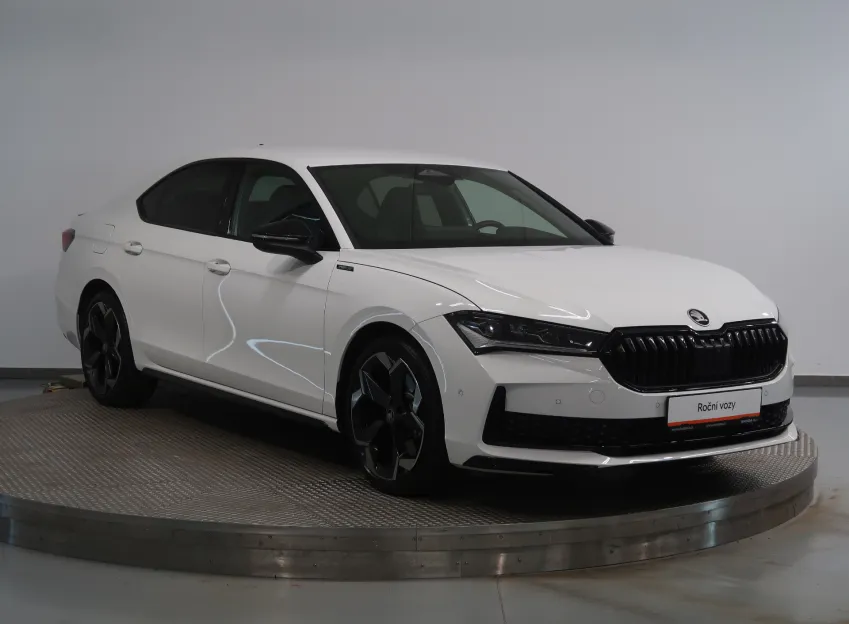 Škoda Superb SPORTLINE 2.0TDI 142KW TAŽNÉ WEBASTO