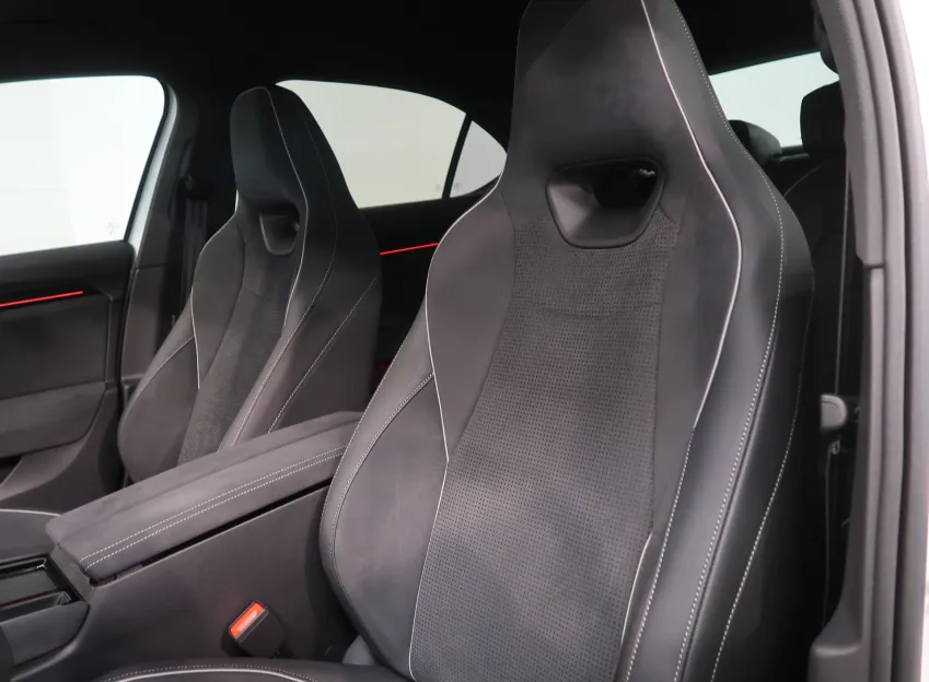 Škoda Superb SPORTLINE 2.0TDI 142KW TAŽNÉ WEBASTO